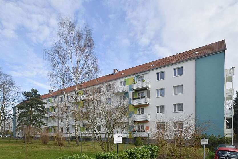 Wohnung zum Mieten in Halle (Saale) 433,68 € 59.49 m²