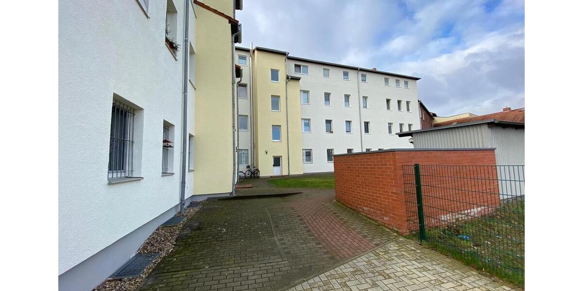 Dachgeschoßwohnung Wittenberge - 2 Zimmer, 65 m&sup2;, 500&euro; | Angebot:25581580