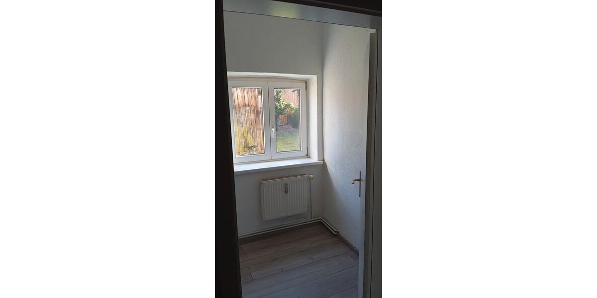 Erdgeschoßwohnung Schwerin Neumühle - 1.5 Zimmer, 45 m&sup2;, 370&euro; | Angebot:26297286