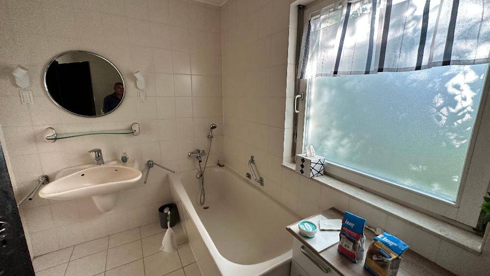 Mehrfamilienhaus, Wohnhaus Weil der Stadt - 7 Zimmer, 200 m&sup2;, 2.700&euro; | Angebot:26106042