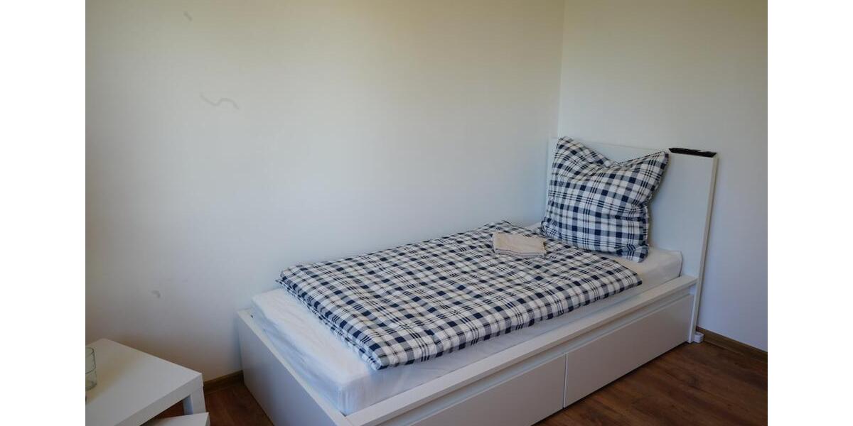 Wohnen auf Zeit Bremen Blockland - 8 Zimmer, 15 m&sup2;, 22&euro; | Angebot:9744187
