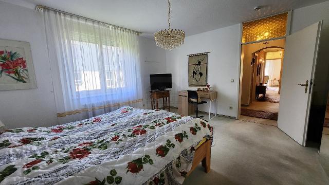 Wohnen auf Zeit Baden-Baden Balg - 3 Zimmer, 106 m&sup2;, 1.275&euro; | Angebot:26257485