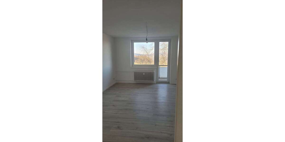 Etagenwohnung Eschwege - 3 Zimmer, 66 m&sup2;, 480&euro; | Angebot:27134660