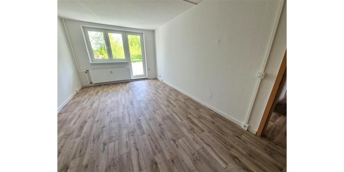 Geräumige 4-Zimmer-Wohnung – ab sofort bezugsfrei! zimmer