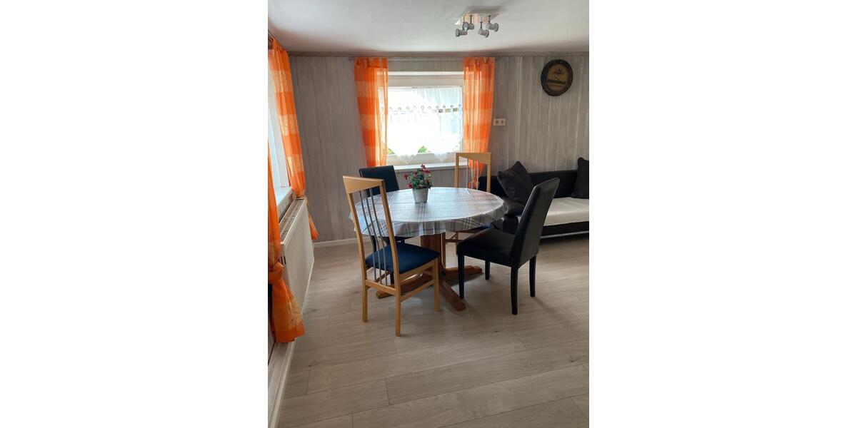 Wohnen auf Zeit Abensberg - 4 Zimmer, 110 m&sup2;, 20&euro; | Angebot:25901310