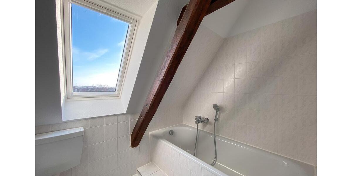 Dachgeschoßwohnung Naumburg (Saale) - 3 Zimmer, 79 m&sup2;, 500&euro; | Angebot:25719590