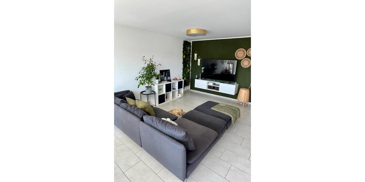 Etagenwohnung Idstein - 3 Zimmer, 90 m&sup2;, 1.250&euro; | Angebot:26649783