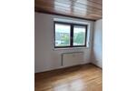 Helle 4-Zimmer-Wohnung mit Carport in gepflegtem Mehrfamilienhaus
