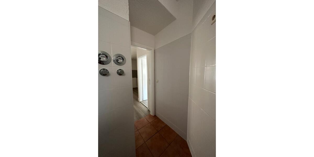 Erdgeschoßwohnung Waltershausen - 1.5 Zimmer, 61 m&sup2;, 450&euro; | Angebot:23699162