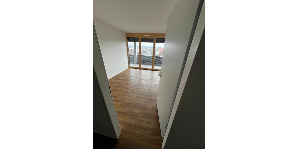 Etagenwohnung Meckenbeuren - 3 Zimmer, 85 m&sup2;, 1.210&euro; | Angebot:26532874