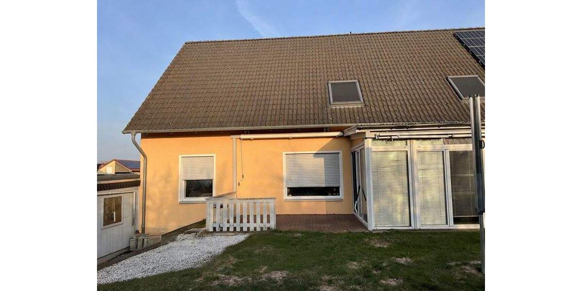 Doppelhaushälfte Braunschweig Waggum - 4 Zimmer, 119 m&sup2;, 1.500&euro; | Angebot:25821197