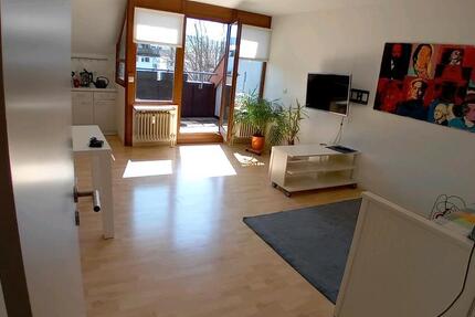 Zentrum: Balkon, 2 Zimmer, EBK, TG für Single (NR, ohne HT) 2 zimmer