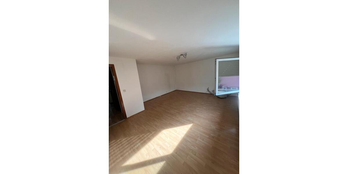 Erdgeschoßwohnung Ebersbach an der Fils - 3 Zimmer, 74 m&sup2;, 875&euro; | Angebot:25832277