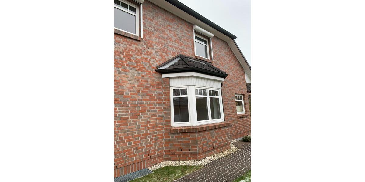 Doppelhaushälfte Pinneberg - 5 Zimmer, 145 m&sup2;, 1.650&euro; | Angebot:24679859