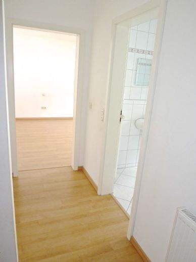 Etagenwohnung Nürnberg Eibach - 3 Zimmer, 98 m&sup2;, 1.300&euro; | Angebot:24916116