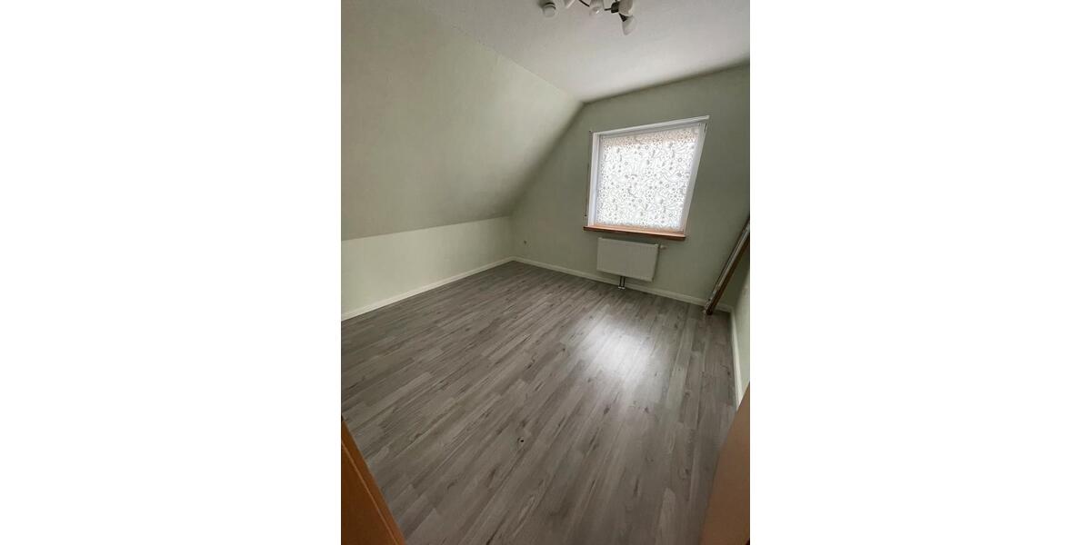 Doppelhaushälfte Emden Rysumer Landstraße - 4 Zimmer, 120 m&sup2;, 1.400&euro; | Angebot:24679749