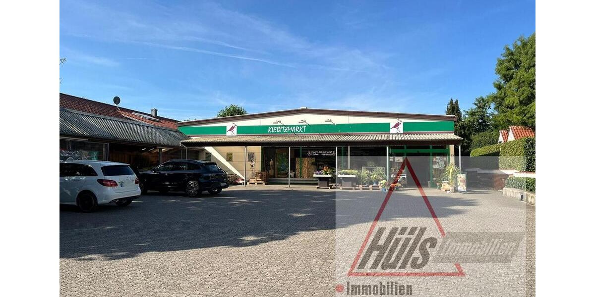 Verbrauchermarkt mit Freigelände und ausreichend Parkplätze in guter Sichtbarkeit zimmer