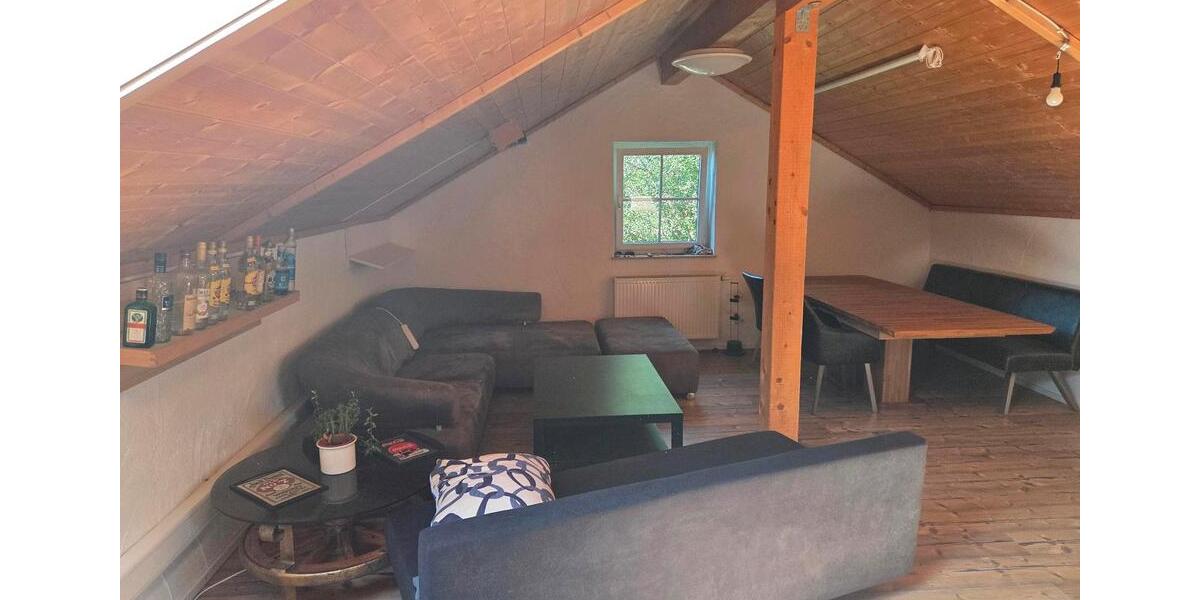 Etagenwohnung Kempten (Allgäu) - 1 Zimmer, 126 m&sup2;, 490&euro; | Angebot:24829087