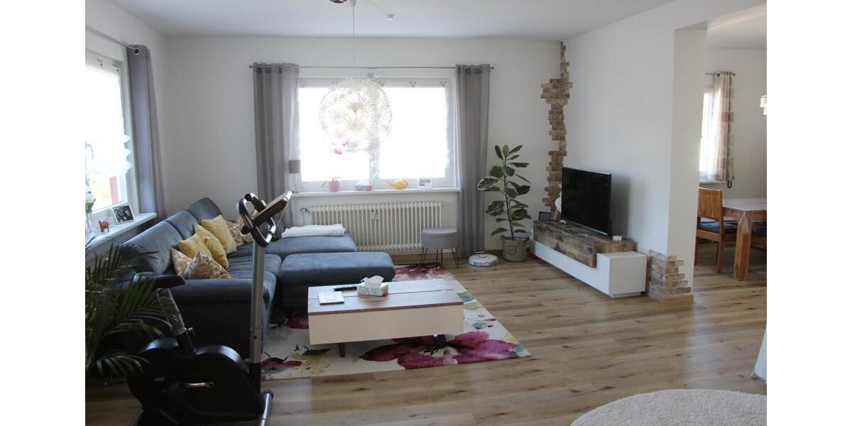 Etagenwohnung Selbitz - 2 Zimmer, 82 m&sup2;, 650&euro; | Angebot:26516745