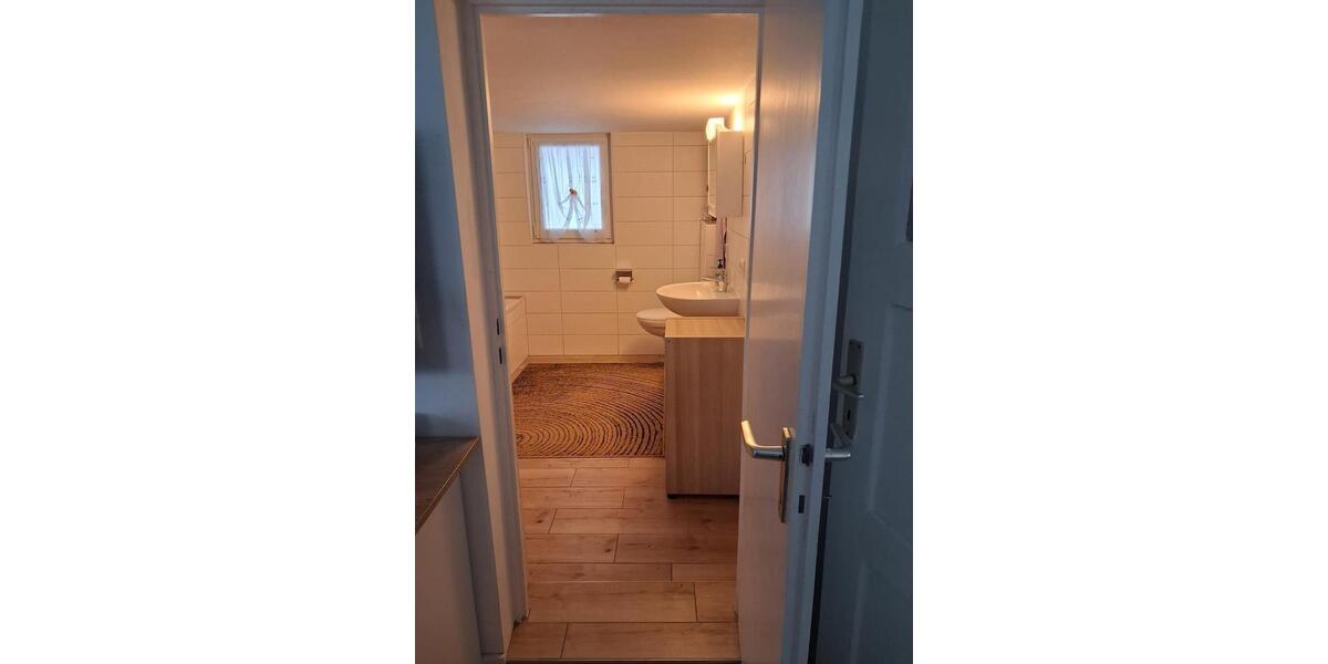 Einfamilienhaus Burgebrach - 2 Zimmer, 60 m&sup2;, 800&euro; | Angebot:25145034