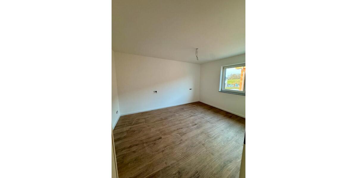 Dachgeschoßwohnung Lindau (Bodensee) - 4 Zimmer, 112 m&sup2;, 1.456&euro; | Angebot:25793624