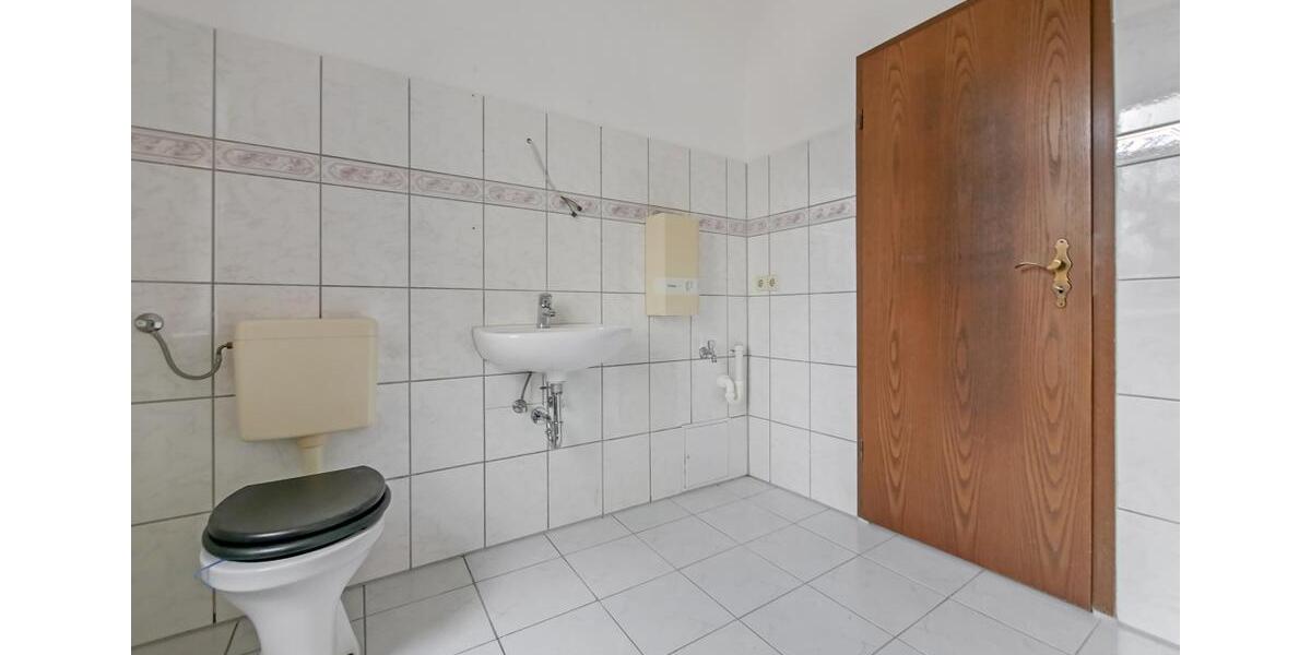 Erdgeschoßwohnung Neustadt in Sachsen - 2 Zimmer, 59 m&sup2;, 385&euro; | Angebot:26194735