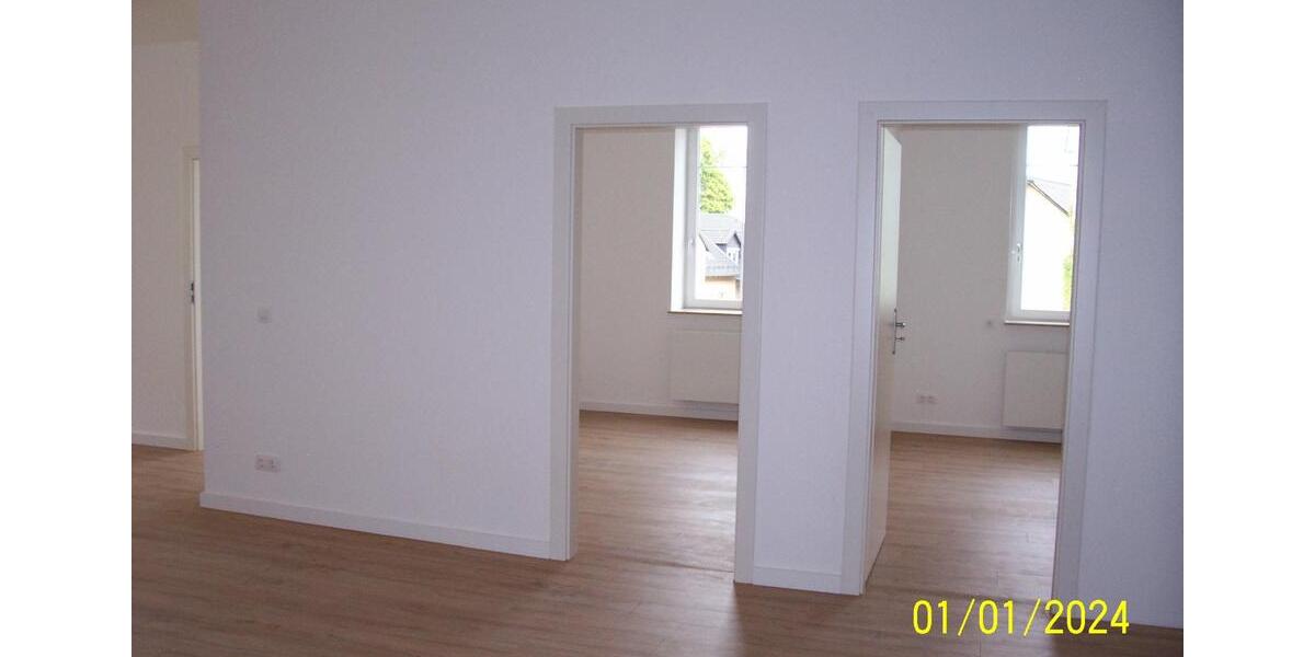 Etagenwohnung Schleiz - 3 Zimmer, 95 m&sup2;, 665&euro; | Angebot:26579333