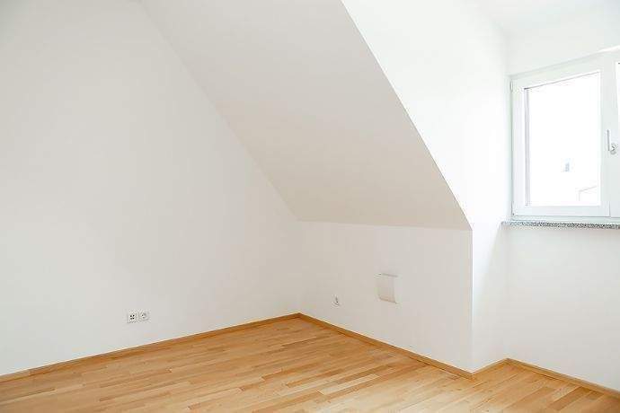 Etagenwohnung Nürnberg Reutles - 2 Zimmer, 63 m&sup2;, 890&euro; | Angebot:25108531