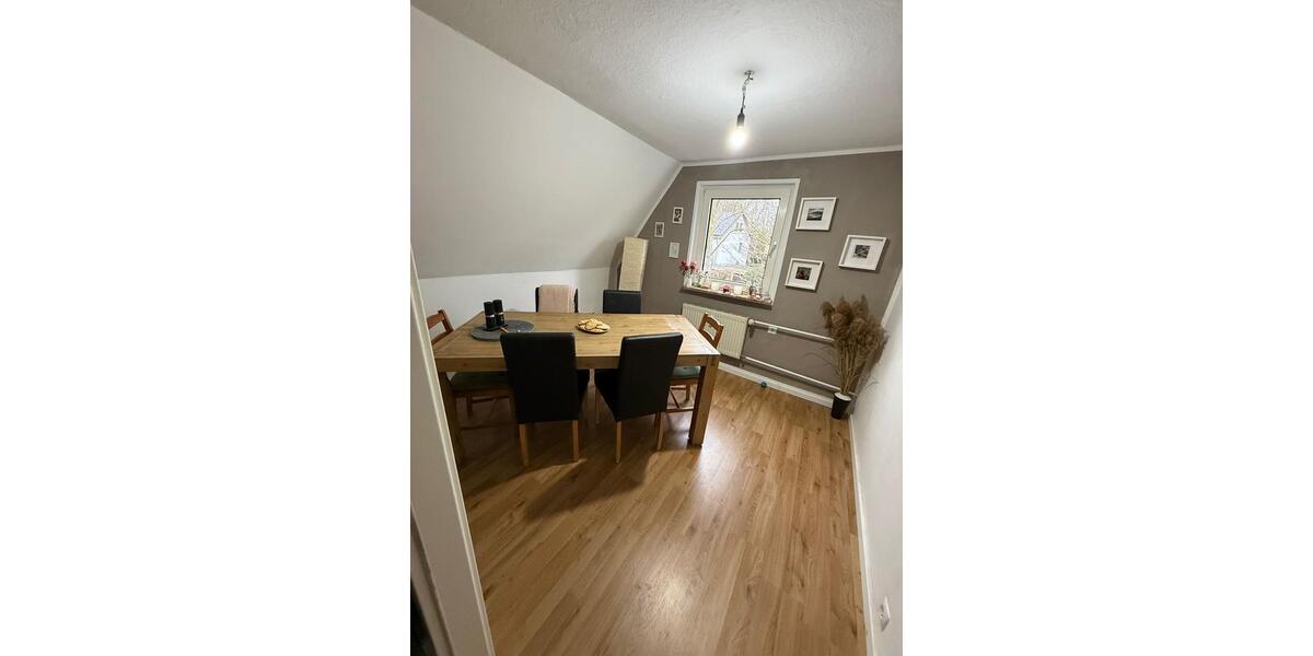 Dachgeschoßwohnung Kamen - 3.5 Zimmer, 78 m&sup2;, 780&euro; | Angebot:24979740