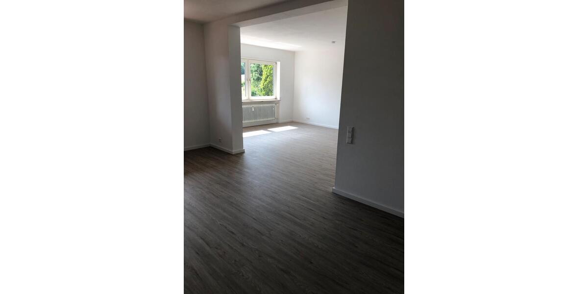 Dachgeschoßwohnung Otterberg - 4 Zimmer, 93 m&sup2;, 930&euro; | Angebot:26267775