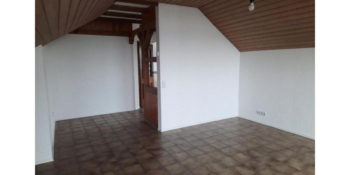 Dachgeschoßwohnung Niederstotzingen - 3 Zimmer, 90 m&sup2;, 775&euro; | Angebot:26024504