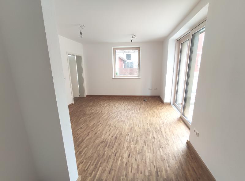 ERSTBEZUG nach Sanierung - Einfamilienhaus mit großer Terrasse und Garage 6 zimmer