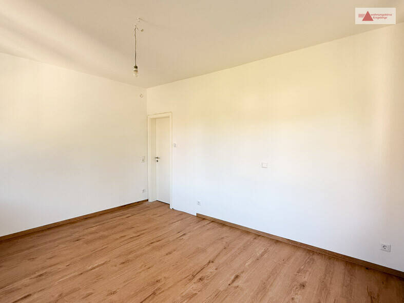 Etagenwohnung Burkhardtsdorf - 3 Zimmer, 77 m&sup2;, 720&euro; | Angebot:26066044