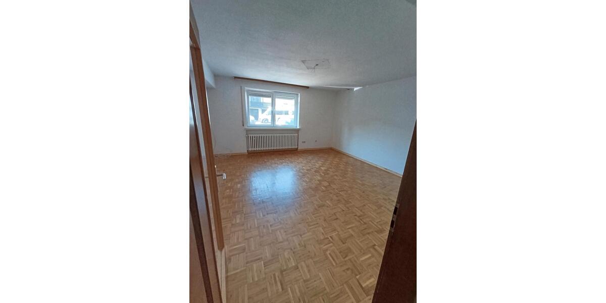 Erdgeschoßwohnung Witzenhausen Hundelshausen - 4 Zimmer, 100 m&sup2;, 750&euro; | Angebot:25422463