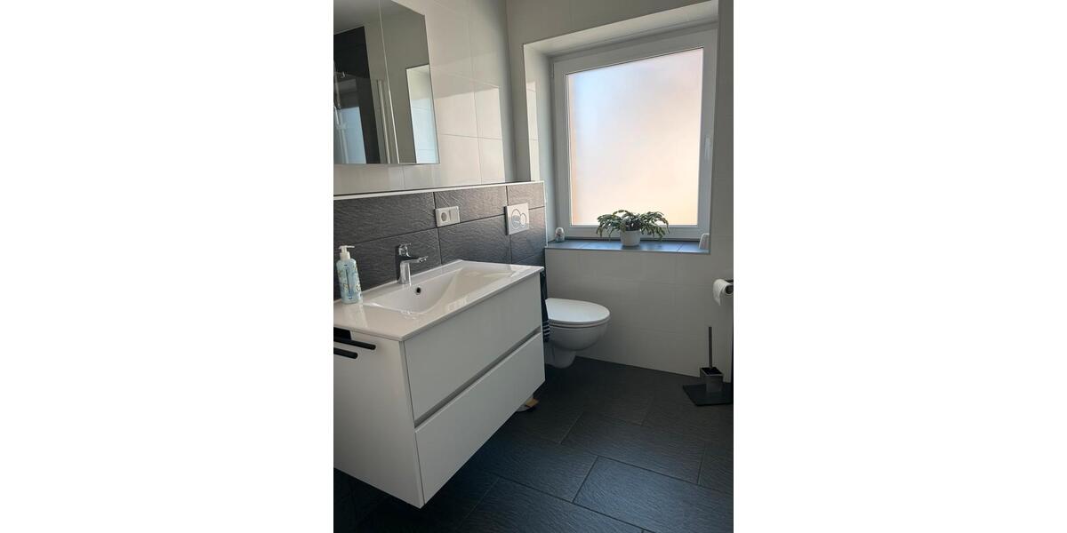 Etagenwohnung Tönisvorst - 2 Zimmer, 65 m&sup2;, 950&euro; | Angebot:26535337