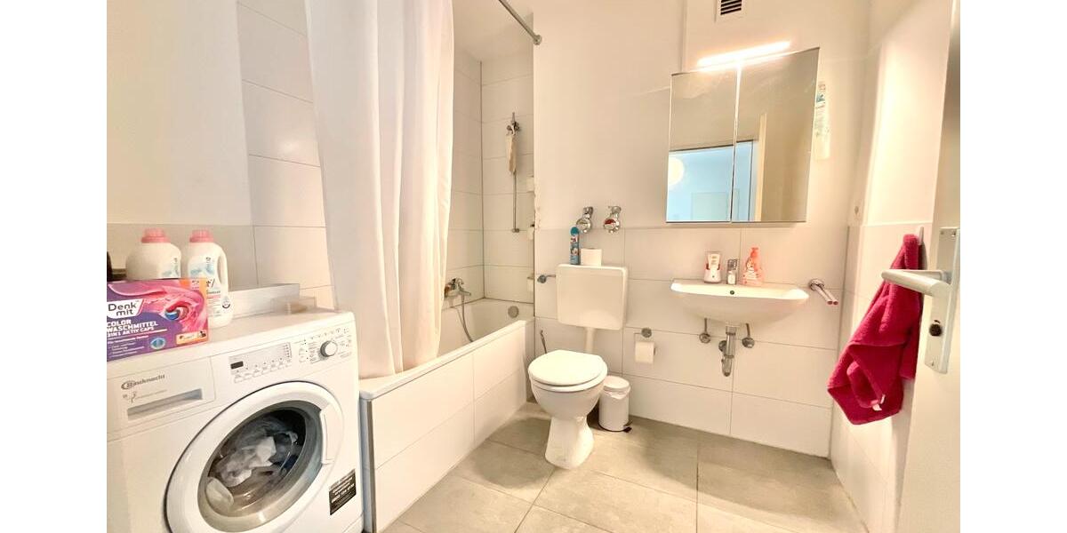 WG Zimmer frei ab 16.12. 1 zimmer