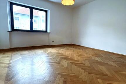 Wohnung Straubing - 3 Zimmer, 81 m&sup2;, 795&euro; | Angebot:26688957
