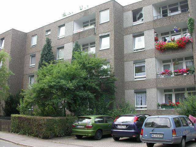 Wohnung zum Mieten in Düsseldorf 599 € 54.22 m² 2.5 zimmer