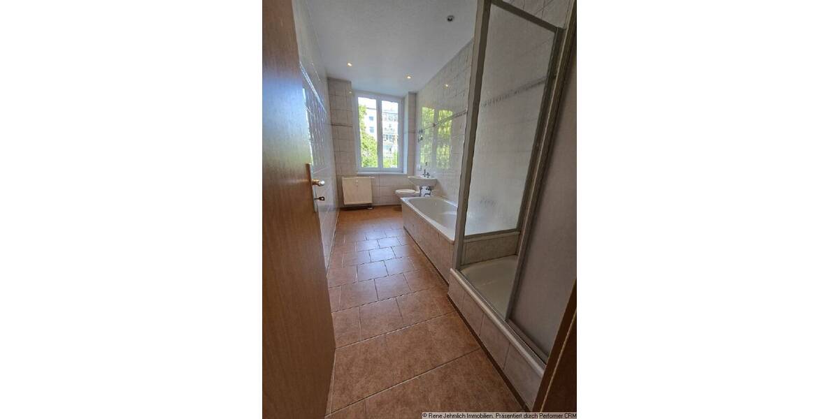 Etagenwohnung Chemnitz Kaßberg - 3 Zimmer, 117 m&sup2;, 789&euro; | Angebot:26841967