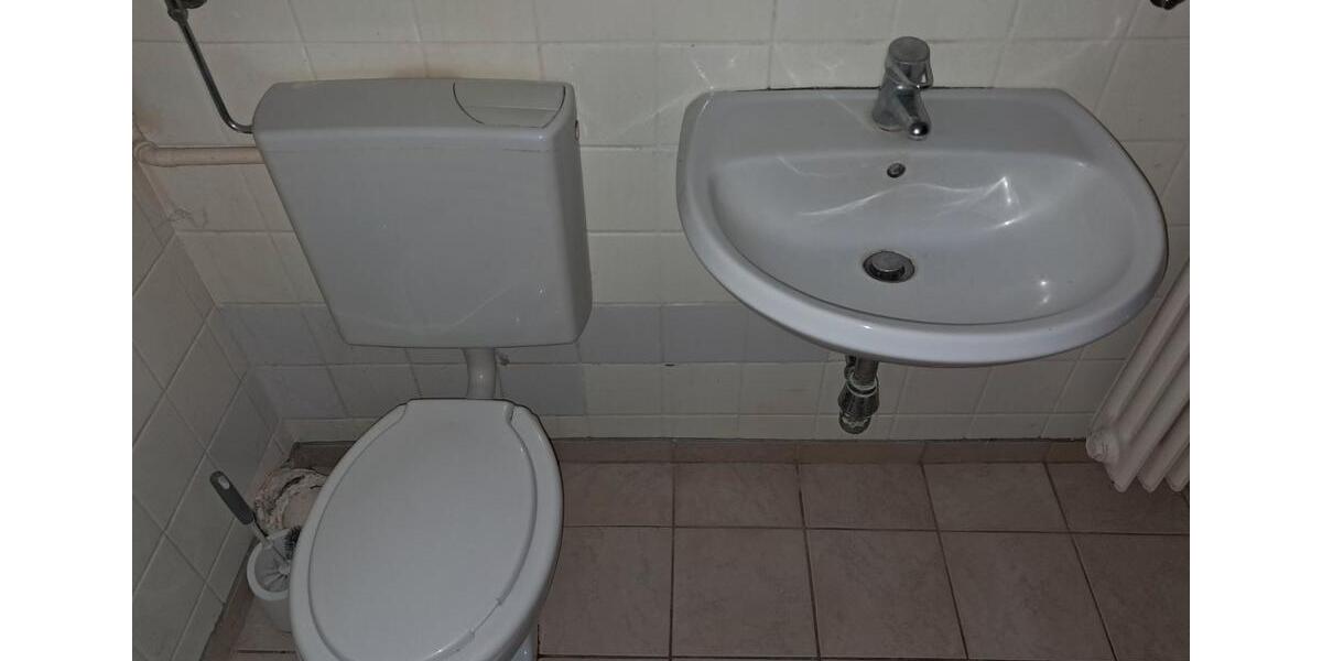 Etagenwohnung Bremerhaven Wulsdorf - 3 Zimmer, 75 m&sup2;, 375&euro; | Angebot:26493854