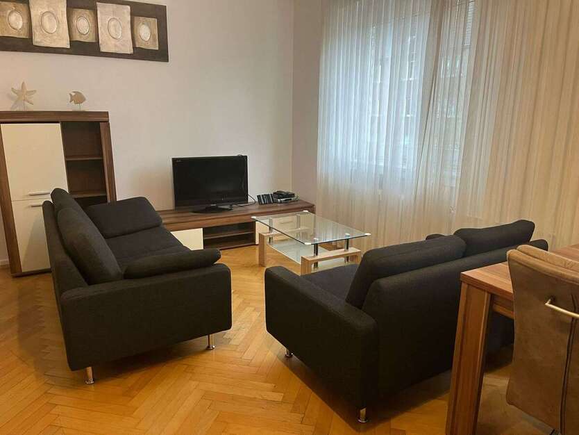 Wohnen auf Zeit in Düsseldorf 1.440 € 2 zimmer
