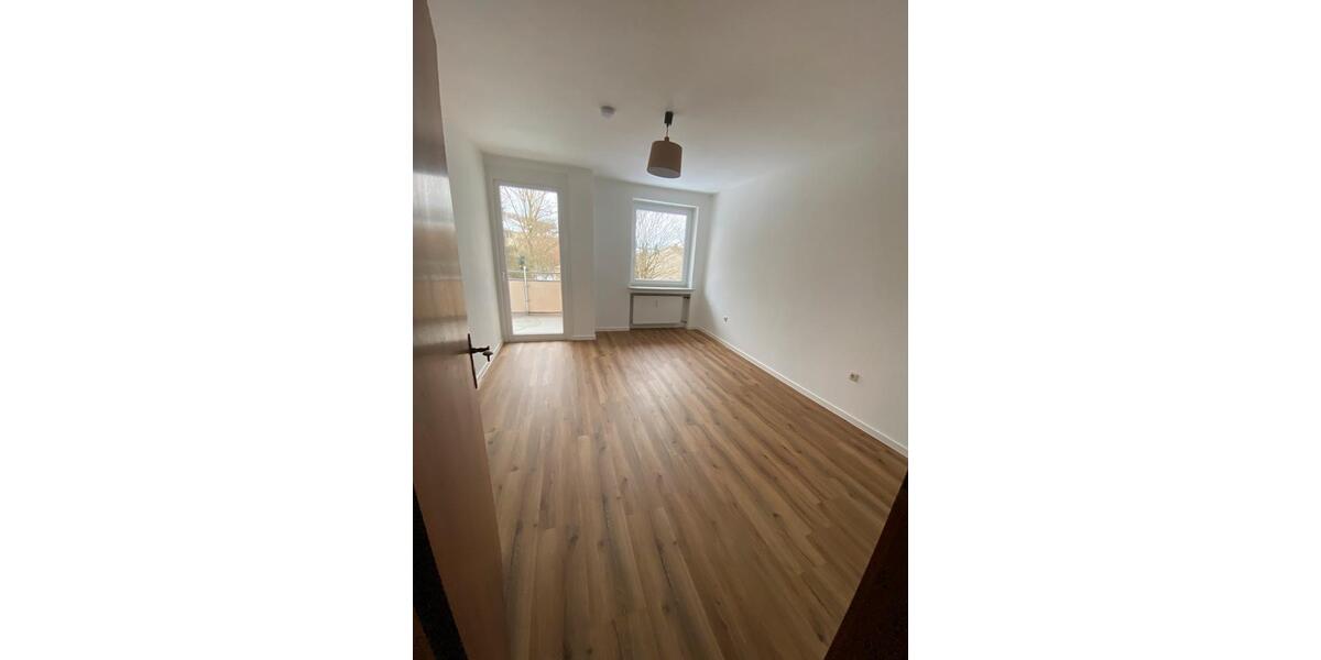 Etagenwohnung Hameln Kernstadt - 3 Zimmer, 74 m&sup2;, 800&euro; | Angebot:24878348