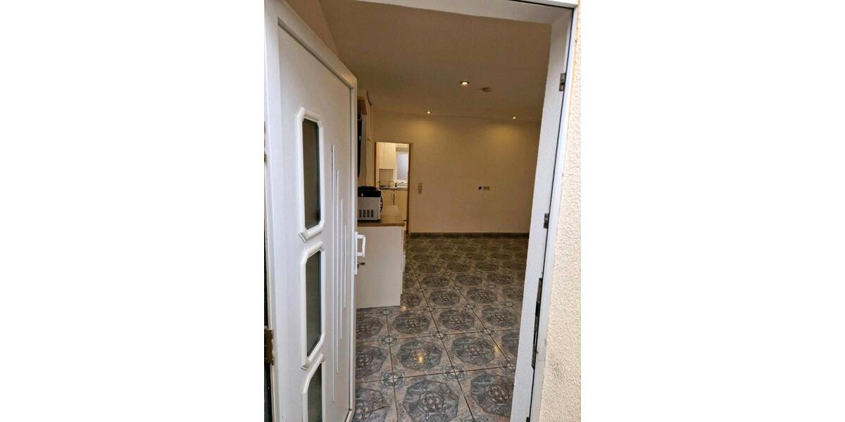 Erdgeschoßwohnung Weinstadt - 1 Zimmer, 30 m&sup2;, 690&euro; | Angebot:26693289