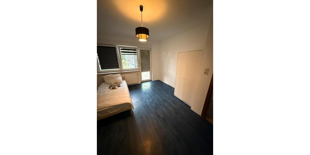 Wohnen auf Zeit Friesoythe - 9 Zimmer, 200 m&sup2;, 11&euro; | Angebot:23764891