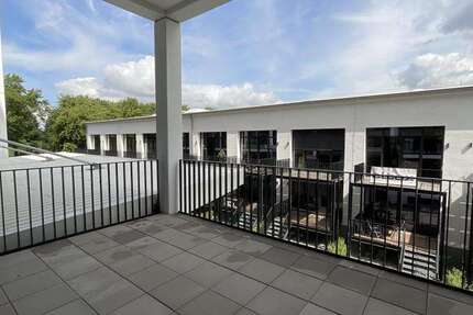 Wohnung Bremen Woltmershausen - 1 Zimmer, 102 m&sup2;, 1.209&euro; | Angebot:26184420