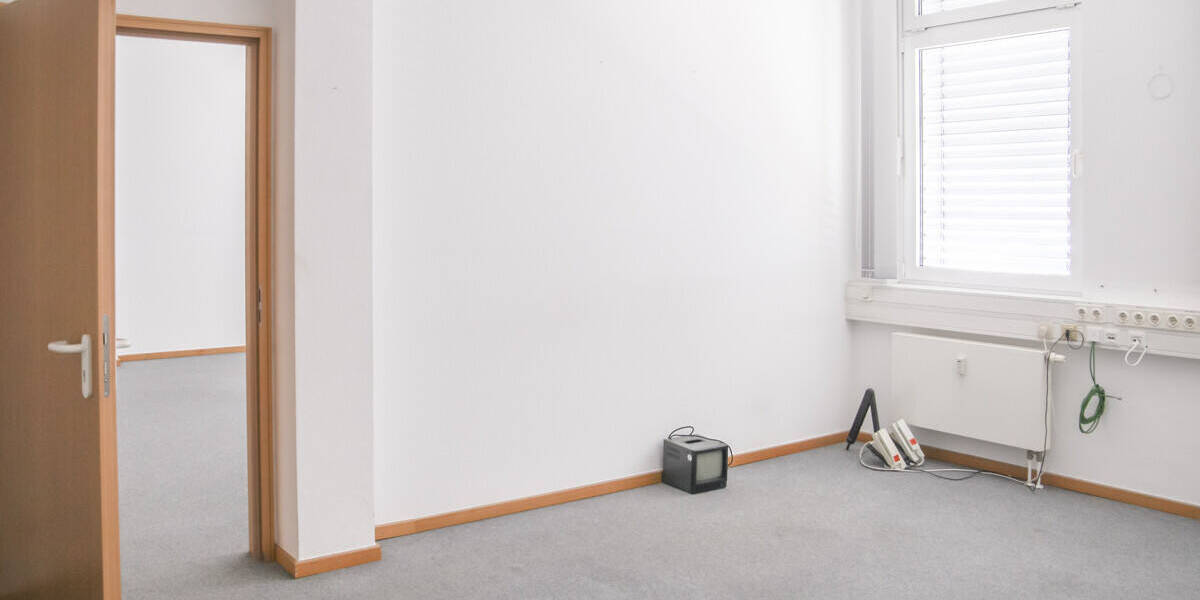 Gewerbeobjekt Schweinfurt Innenstadt - 5 Zimmer, 248 m&sup2;, 1.984&euro; | Angebot:25734201