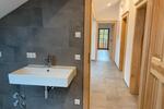 Dachgeschoßwohnung Griesstätt - 3 Zimmer, 85 m&sup2;, 1.400&euro; | Angebot:26213387