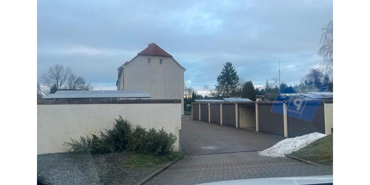 • 3-Zimmer-Wohnung mit Garage und kleinem Garten - 2. OG 3 zimmer