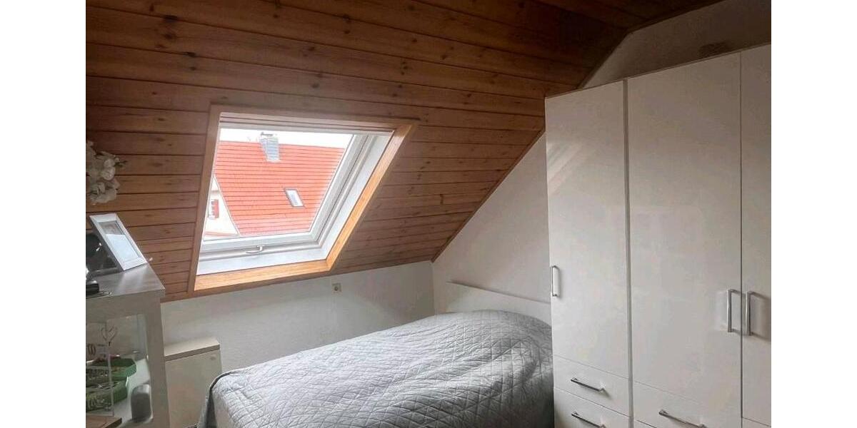 Dachgeschoßwohnung Aichstetten - 4 Zimmer, 84 m&sup2;, 1.150&euro; | Angebot:26018610