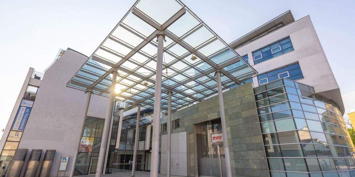 Große Gewerbeeinheit im Zentrum von Merseburg, Top Lage in hochfrequentierter Fußgängerzone! zimmer